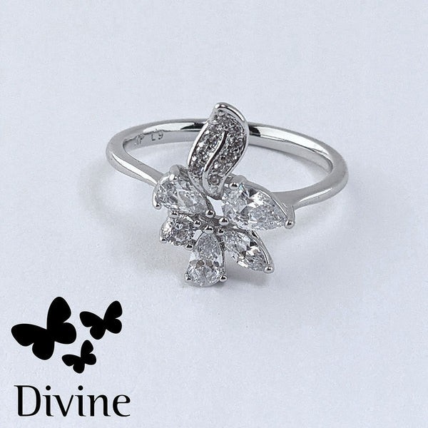 Divine Прстен “White Floral Elegance” големина: 6