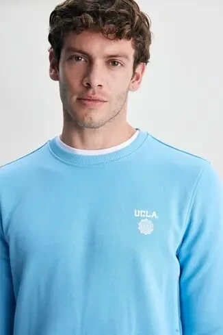 UCLA Valley Дуксер Окгругла Јака