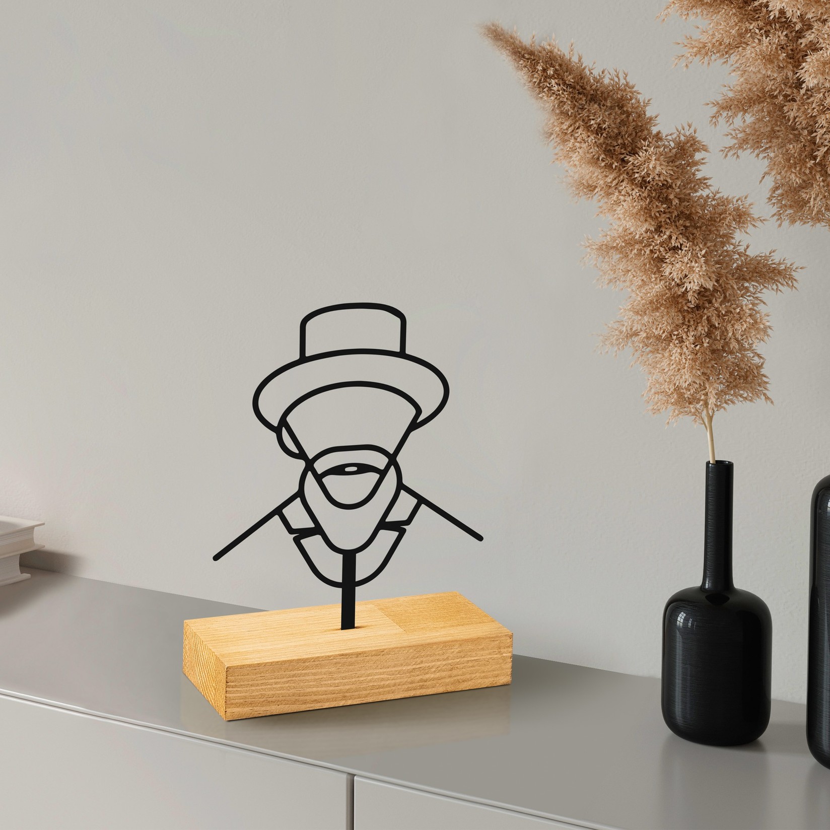 Декоративна фигура Винсент од Аберто Дизајн, 21x8x17 см, црна