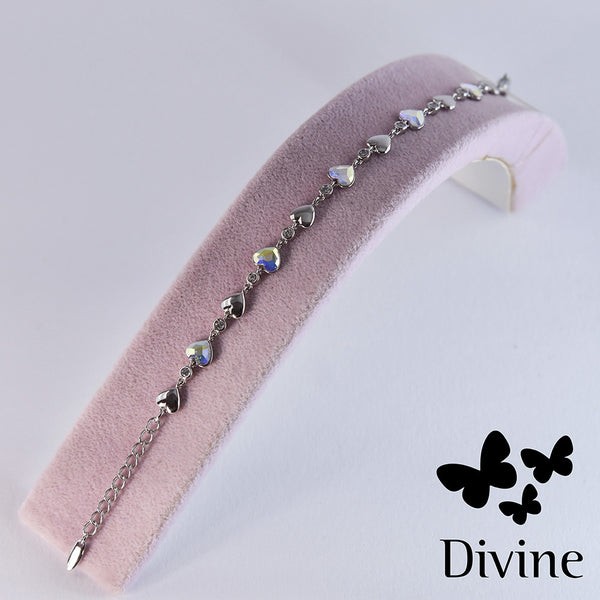 Divine Нараквица “Curiosity”