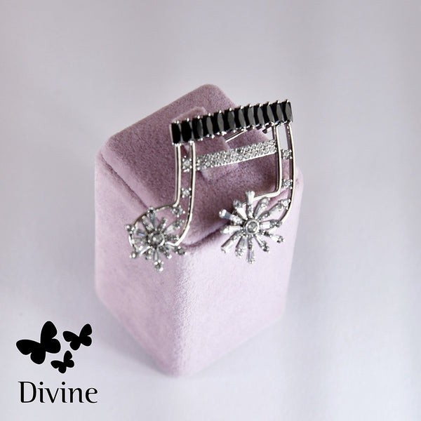 Divine Брош „Chic and Stylish“