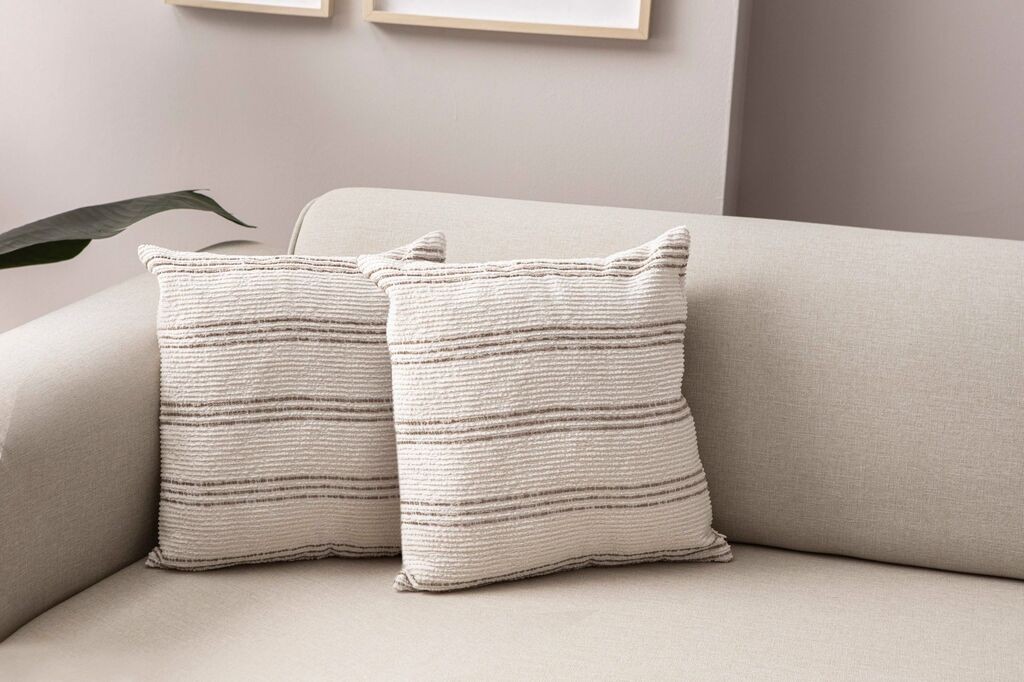 Комплет декоративни навлаки за перници Aberto Design 2028 v2, 43x43 см, 2 парчиња, беж