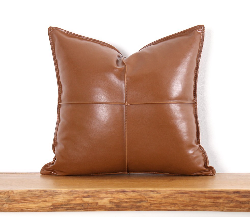 Перница Аберто Дизајн 50x50см Камел