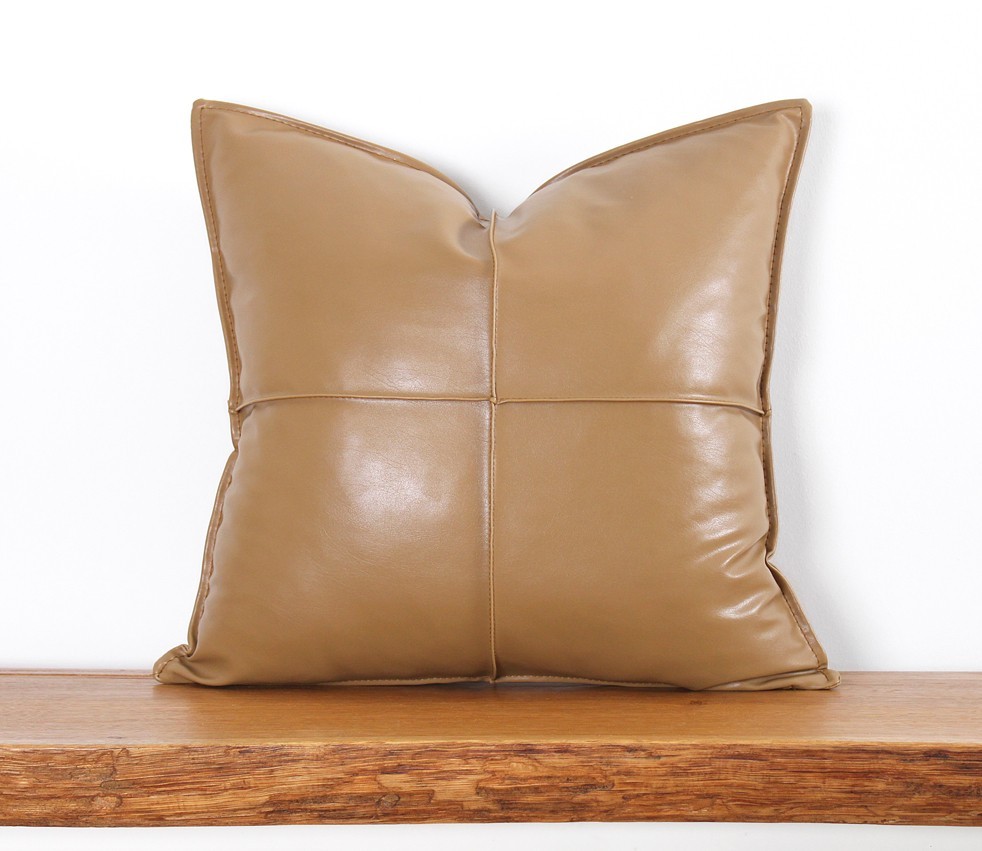 Перница Аберто Дизајн 50x50см Камел