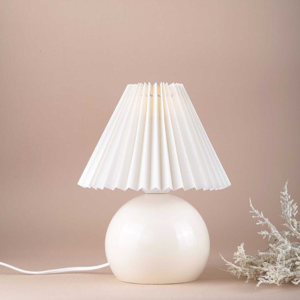 Столна ламба Opviq 241945, кремаста