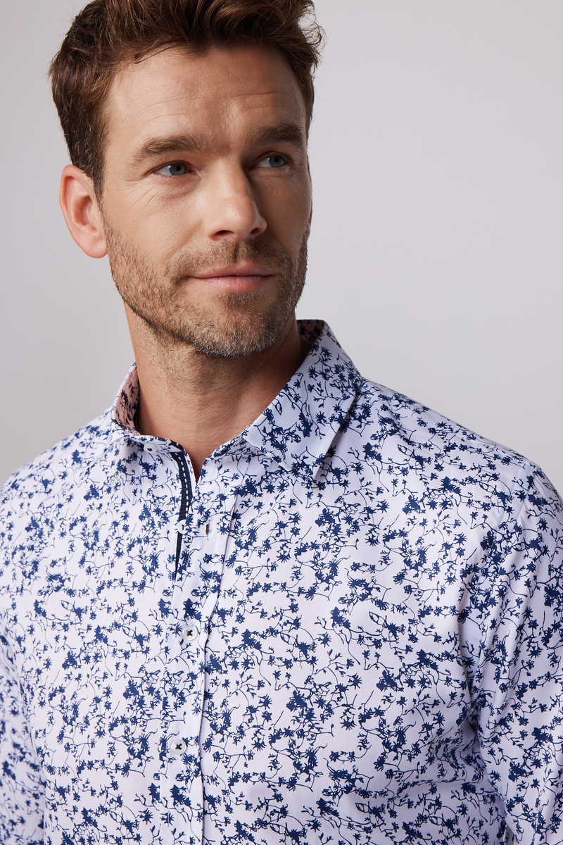 TUDORS Слим фит кошула Бела