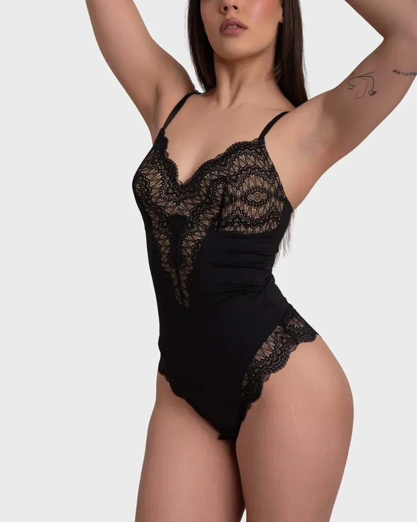 SHOP LILY Боди Mariella Lace Shaping - Црно
