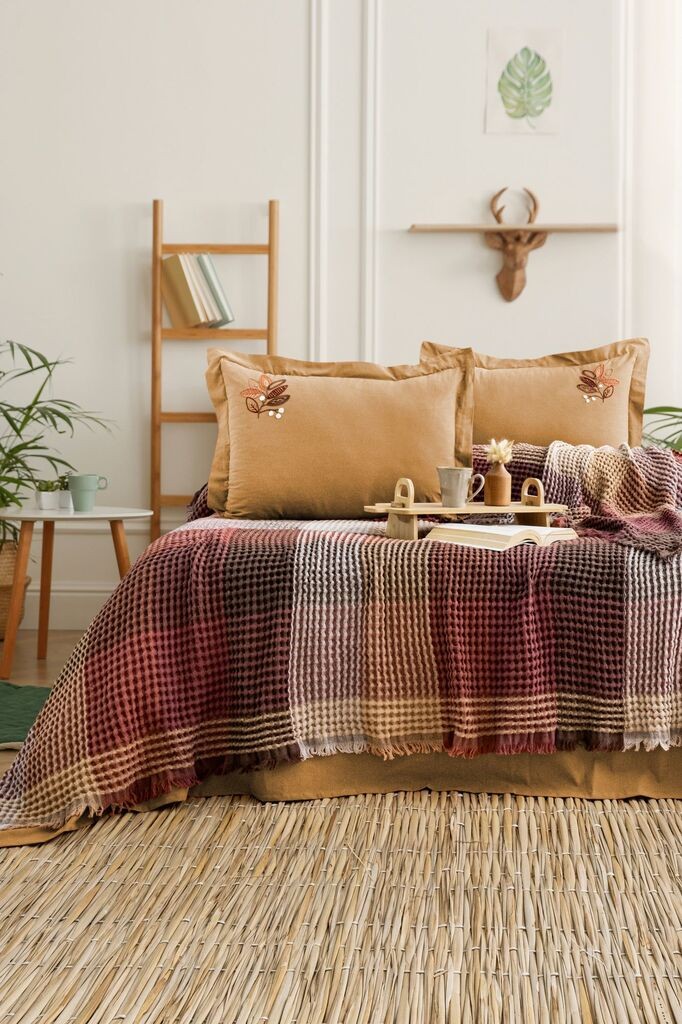 Комплет прекривки за кревет и две навлаки за перници L'essentiel Maison Florence, 240x260 см