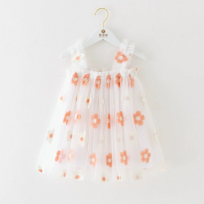 Детско фустанче со тул и цветен вез