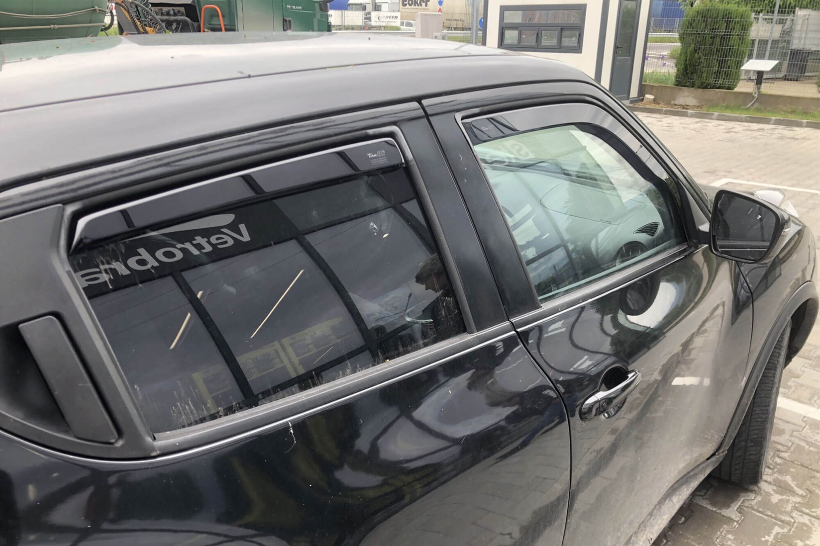 HEKO Комплет ветробрани Heko за Nissan Juke 5 врати после 2010  4 бр.