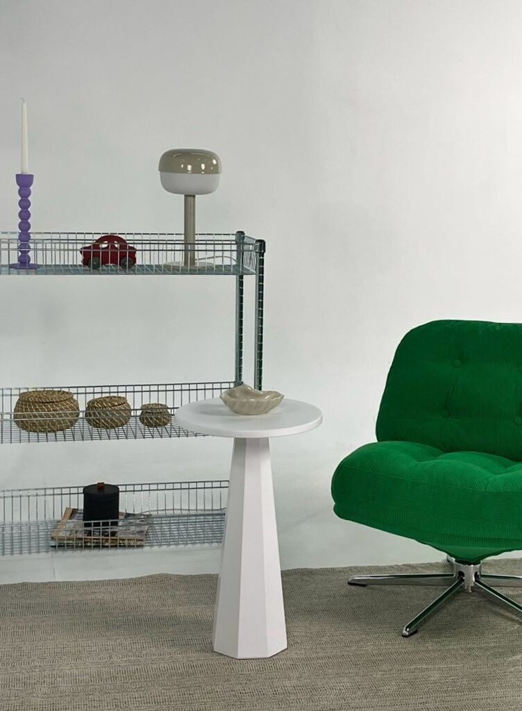 Помошна масичка Hanah Home Lilyum 57, 35x57x35 см, бела