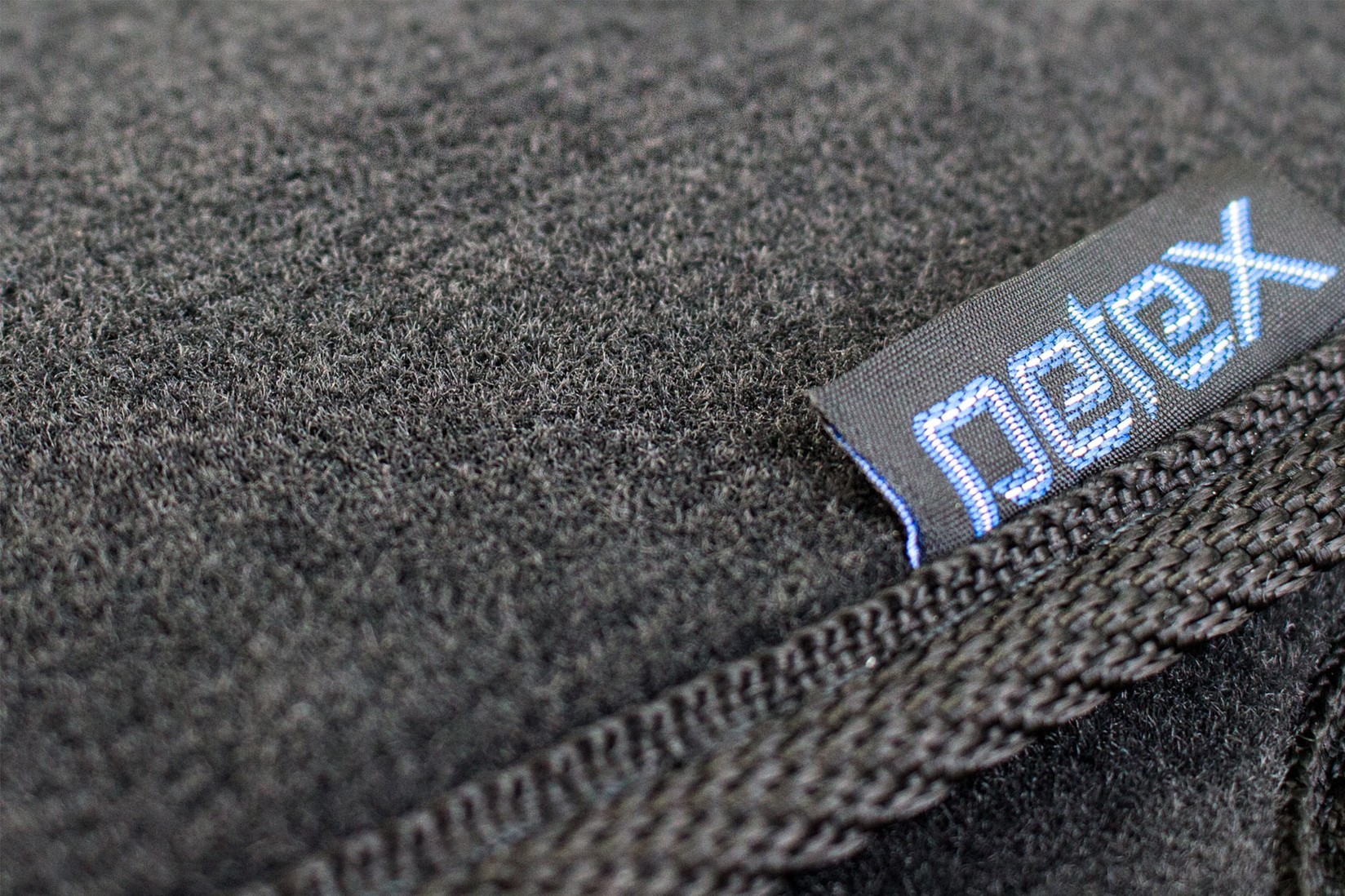 PETEX Платнени патосници за Mini Cooper F55 по 2014 година, 4 дела, црни, материјал Style, захват B182