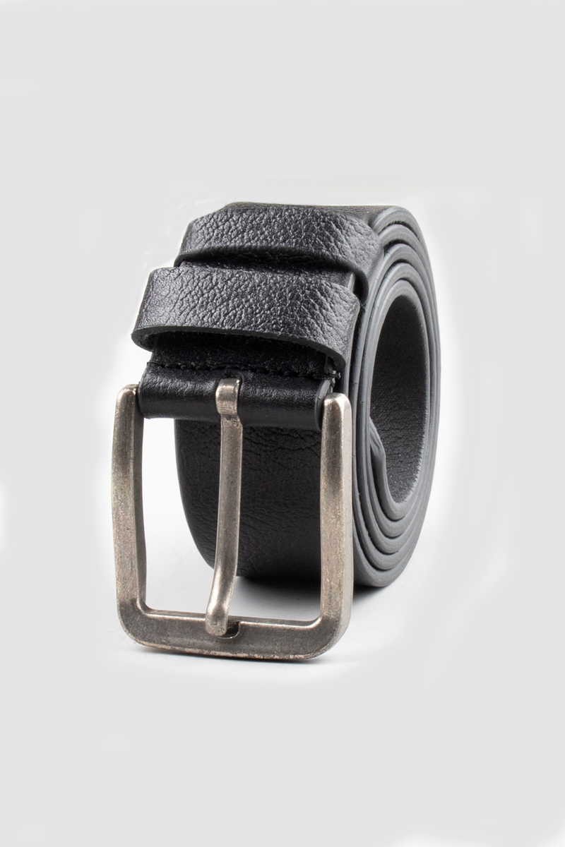 Црн појас TUDORS