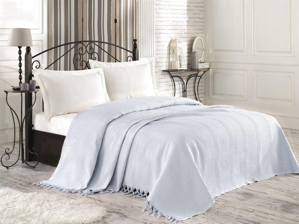 Двојна прекривка за кревет L'essentiel Maison Skyway, 220 x 240 см, светло сина