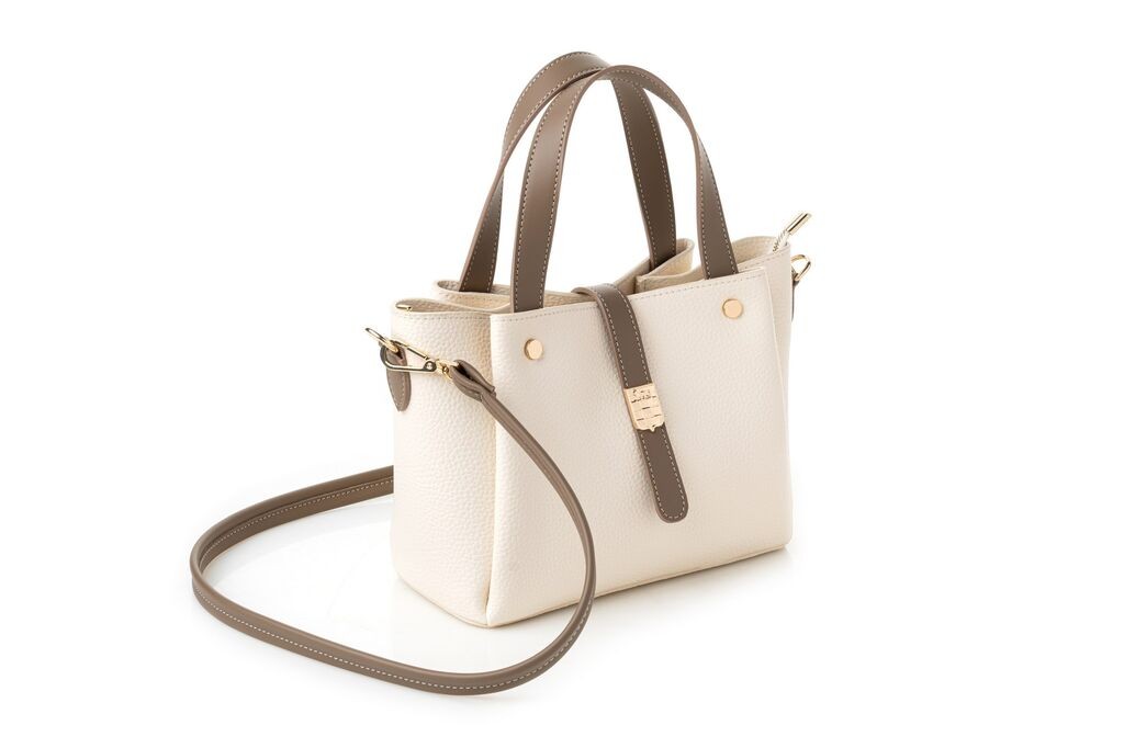 Женска чанта Vince Camuto Bellagio, кремаста