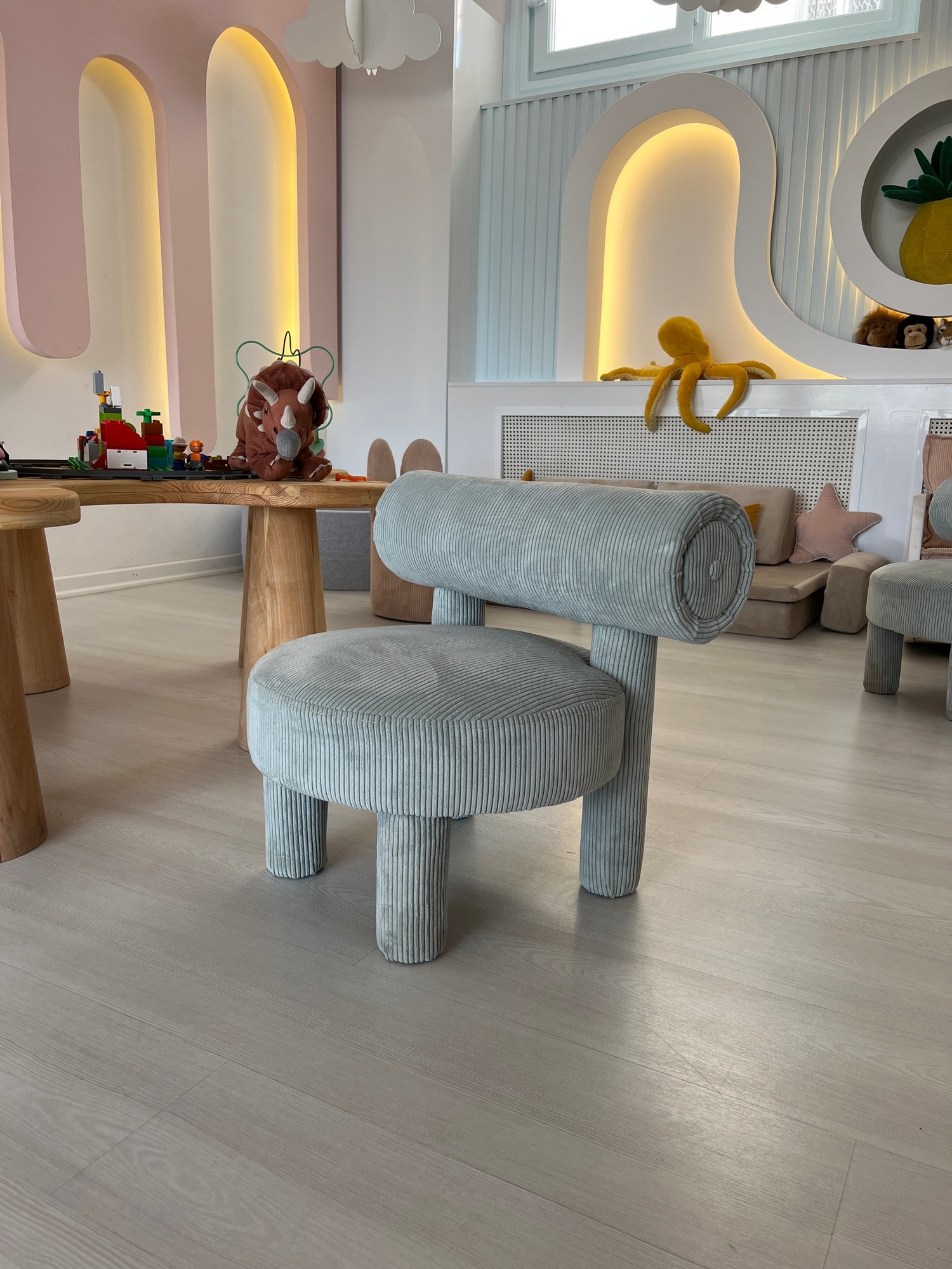 Фотелја Atelier del Sofa Dino 39x58x39cm Сина