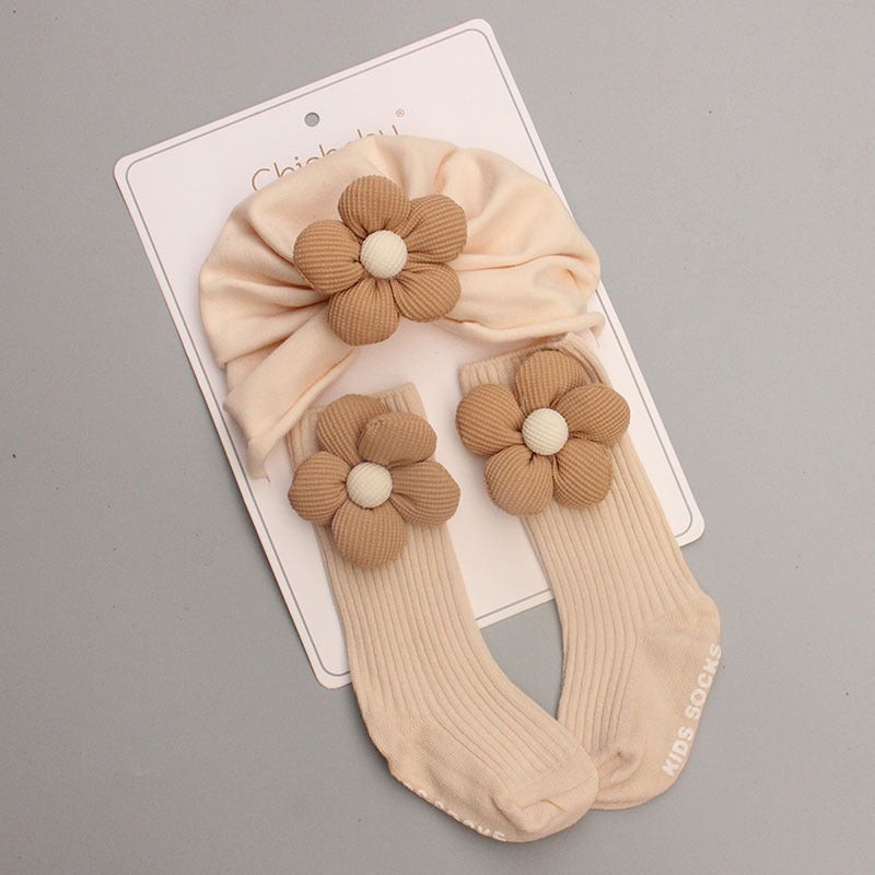 Сет од Бебешки Чорапчиња со Турбан