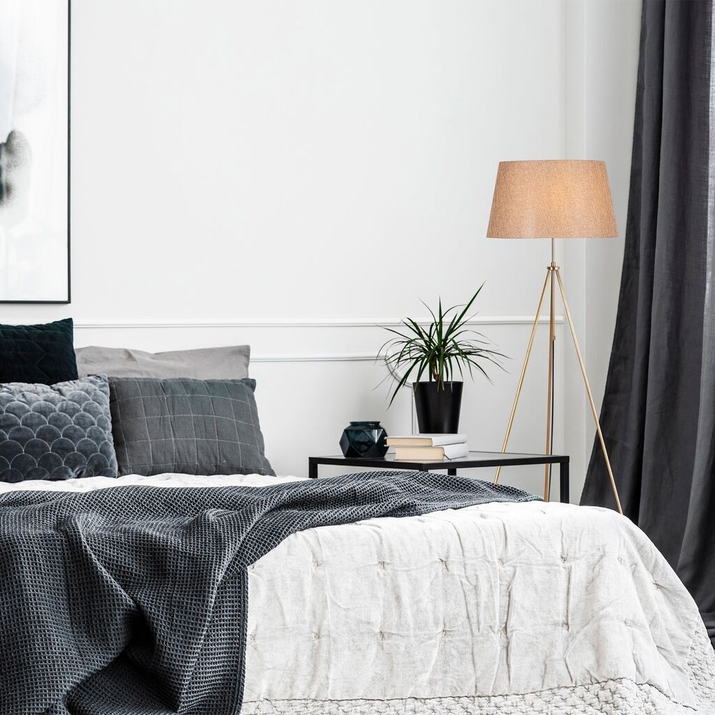 Подна ламба Opviq 4062, 165 см, E27, златна боја