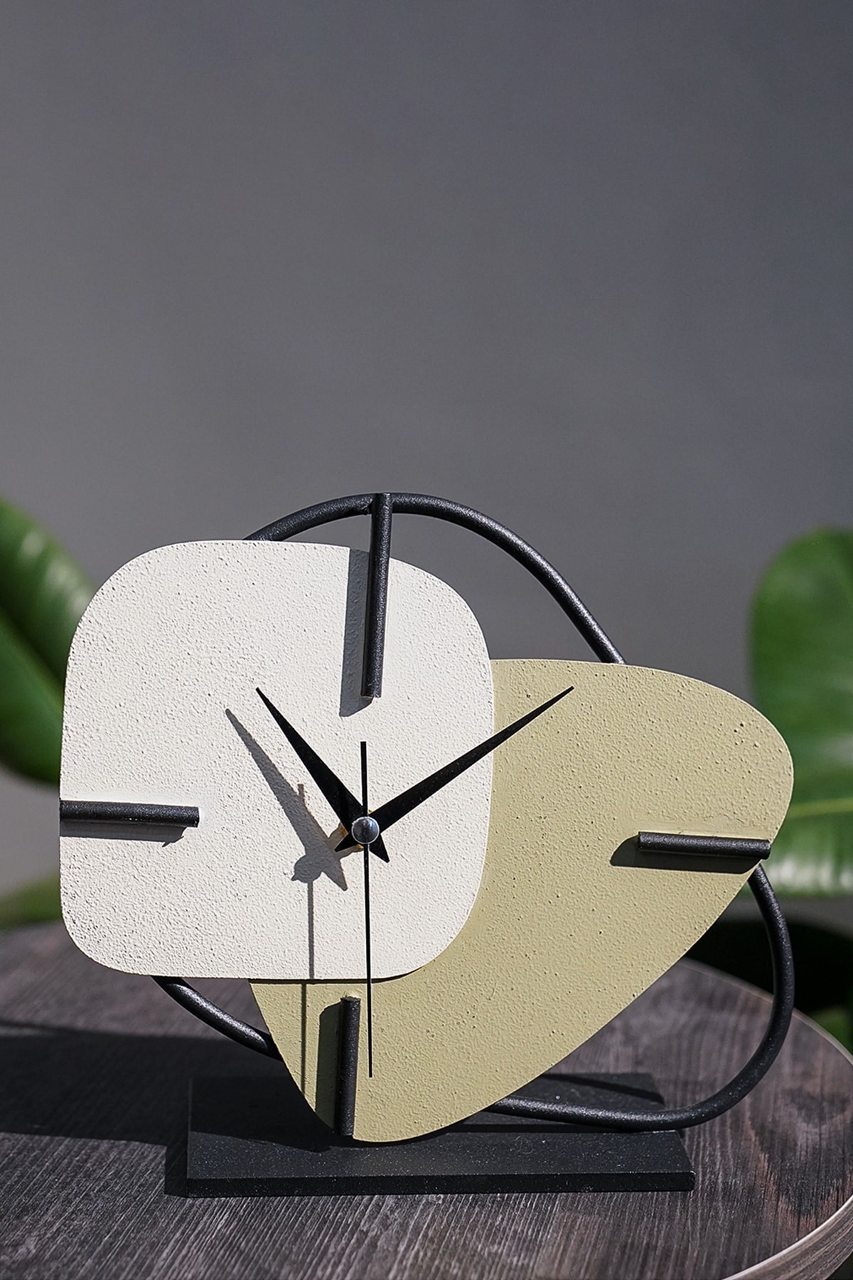 Часовник Aberto Design 26x25cm зелено-крем боја