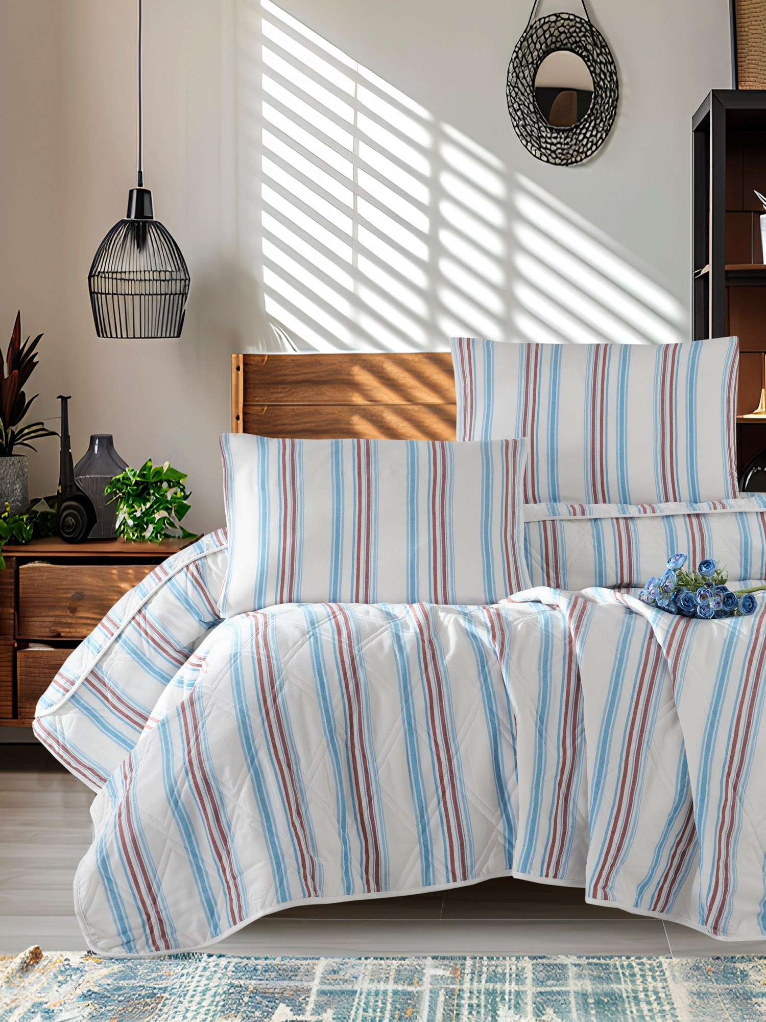 Прекривка за француски кревет L'essentiel Maison црвено-сина