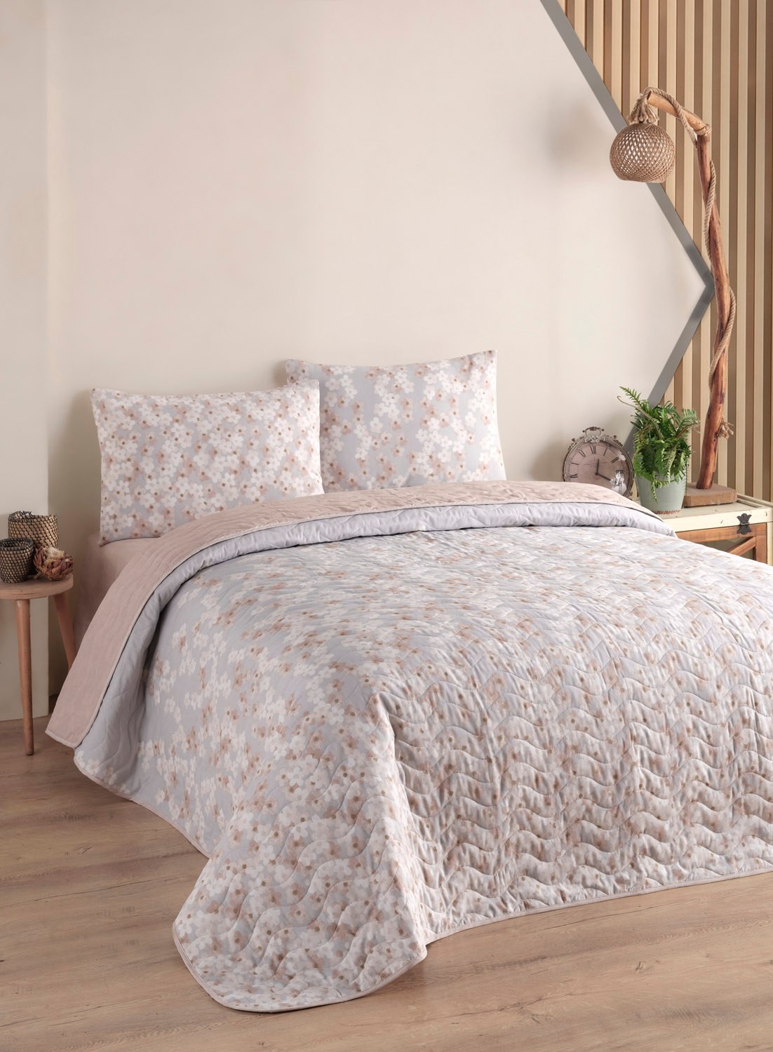 L'essentiel Maison Ќебе за француски кревет Роза