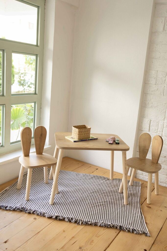 Детски сет Hanah Home, сет со два стола, маса и 2 столчиња, беж