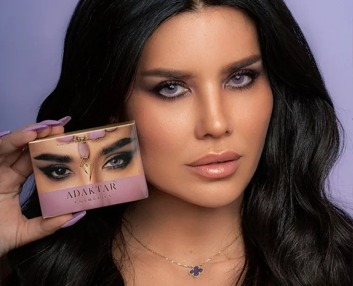 ADAKTAR АМЕТИСТ Леќи во боја