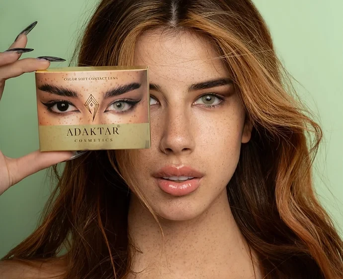 ADAKTAR АУРОРА Леќи во боја