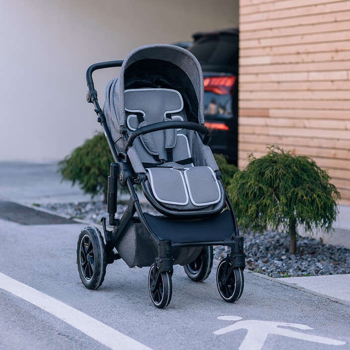 FreeOn Подлога за во количка и автоседиште, 3д Мрежа,  сива 48716