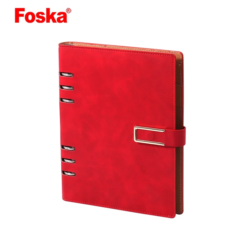 Foska Роковник со прстени и копче