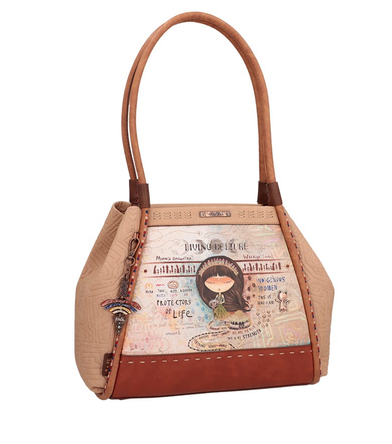 ANEKKE Чанта, Menire