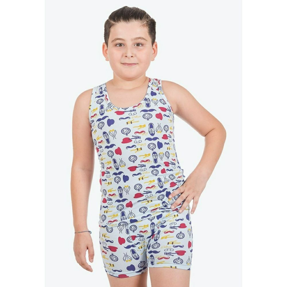 Маица и килоти во сет