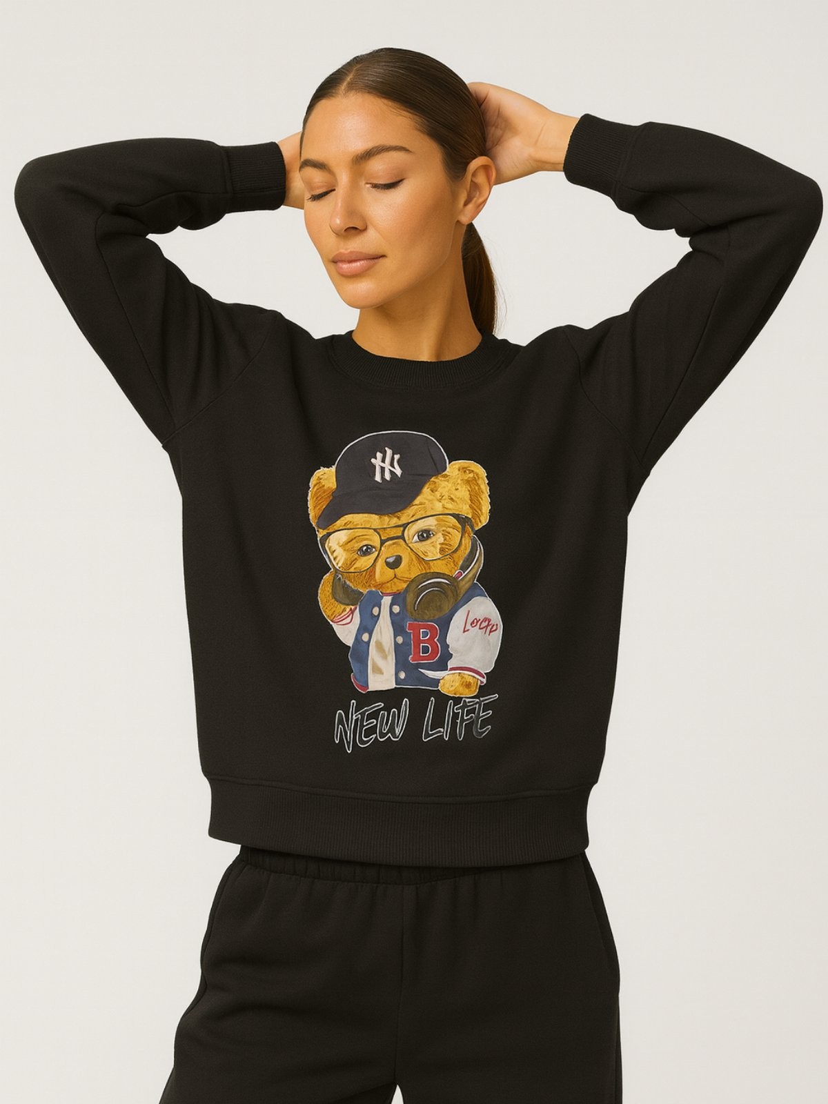 Iveri Блуза црна со мече