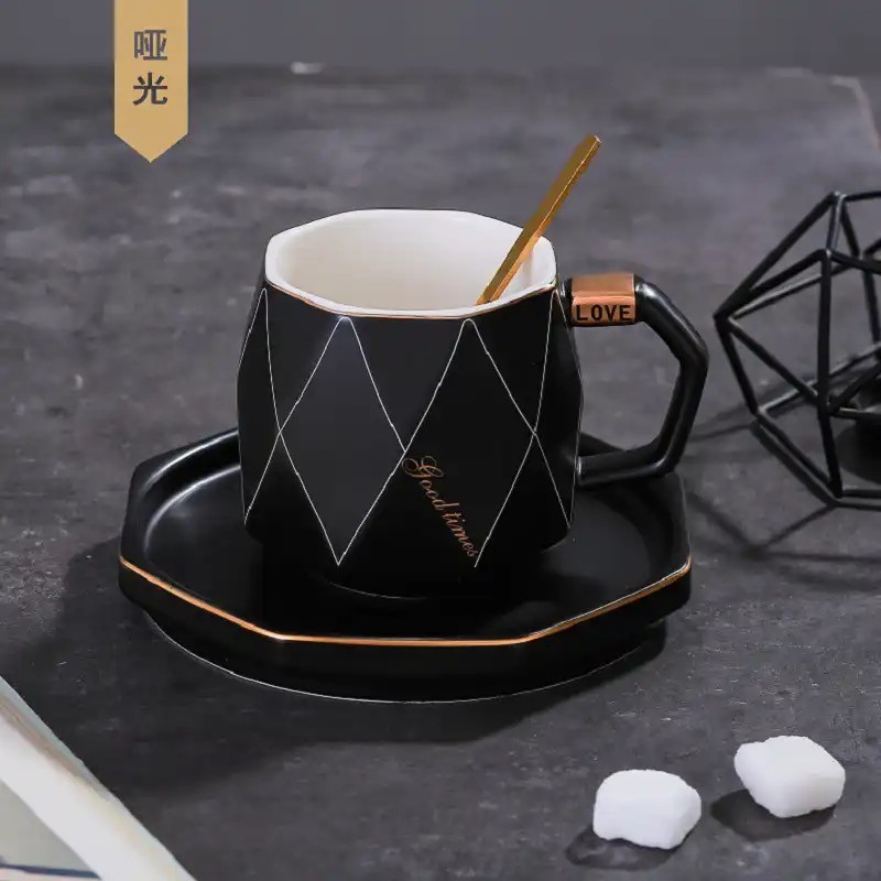 LIVING INN Порцелански шолји