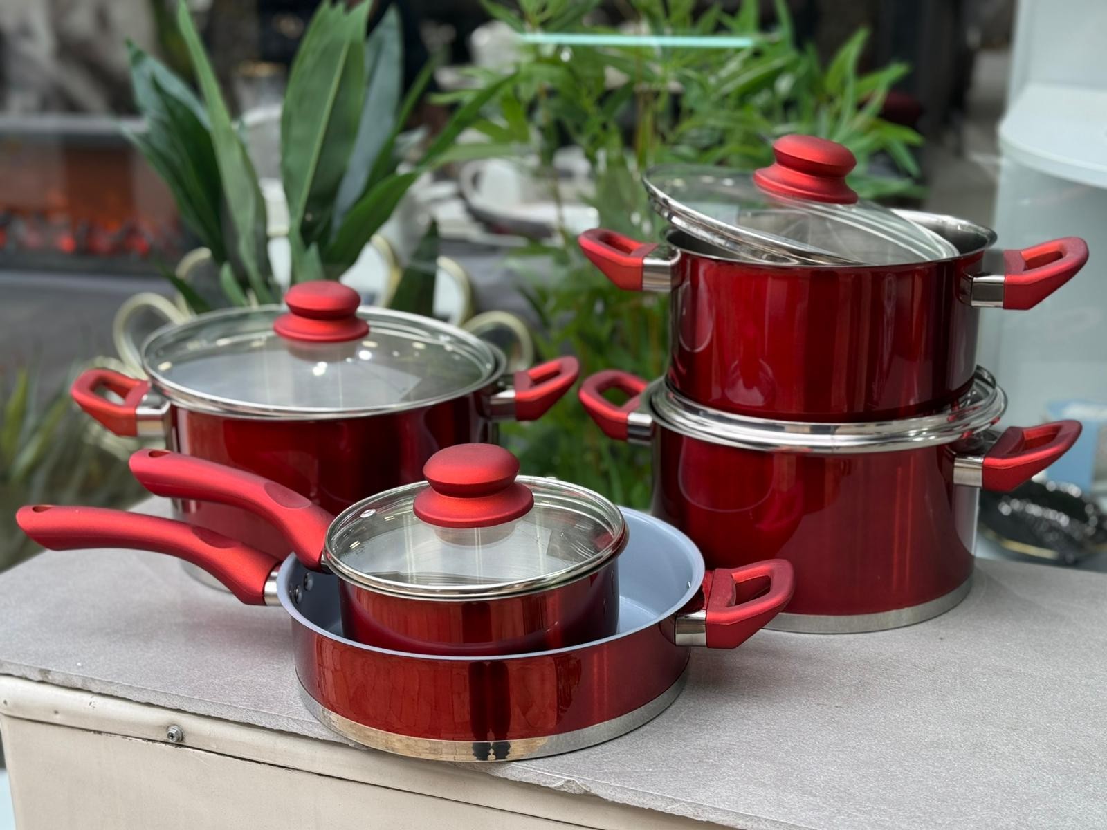 Сет тенџериња црвени 3/1