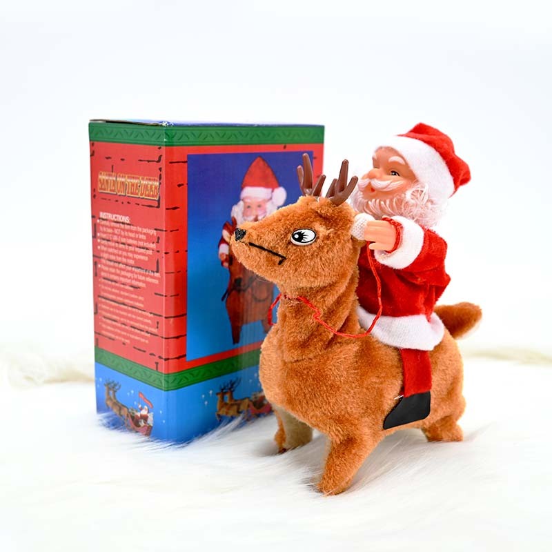 Новогодишен дедо мраз со елен 20 цм