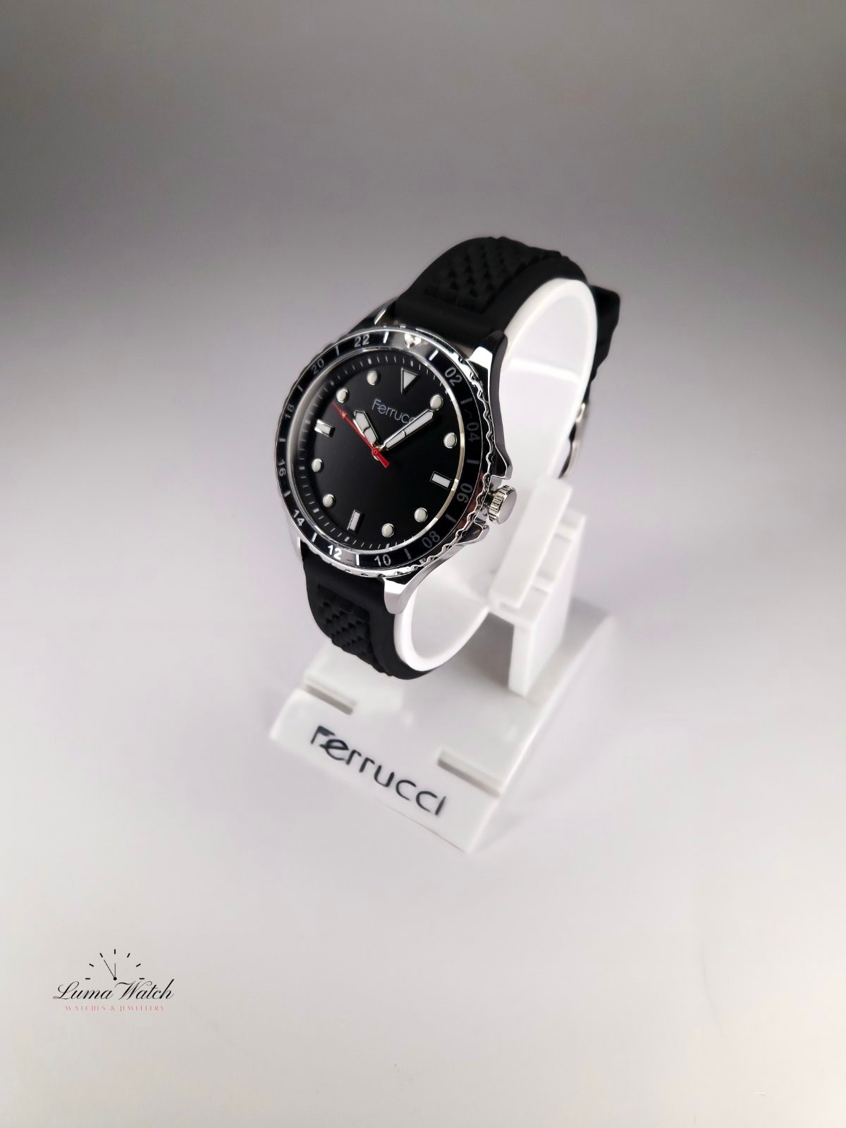 FERRUCCI Часовник