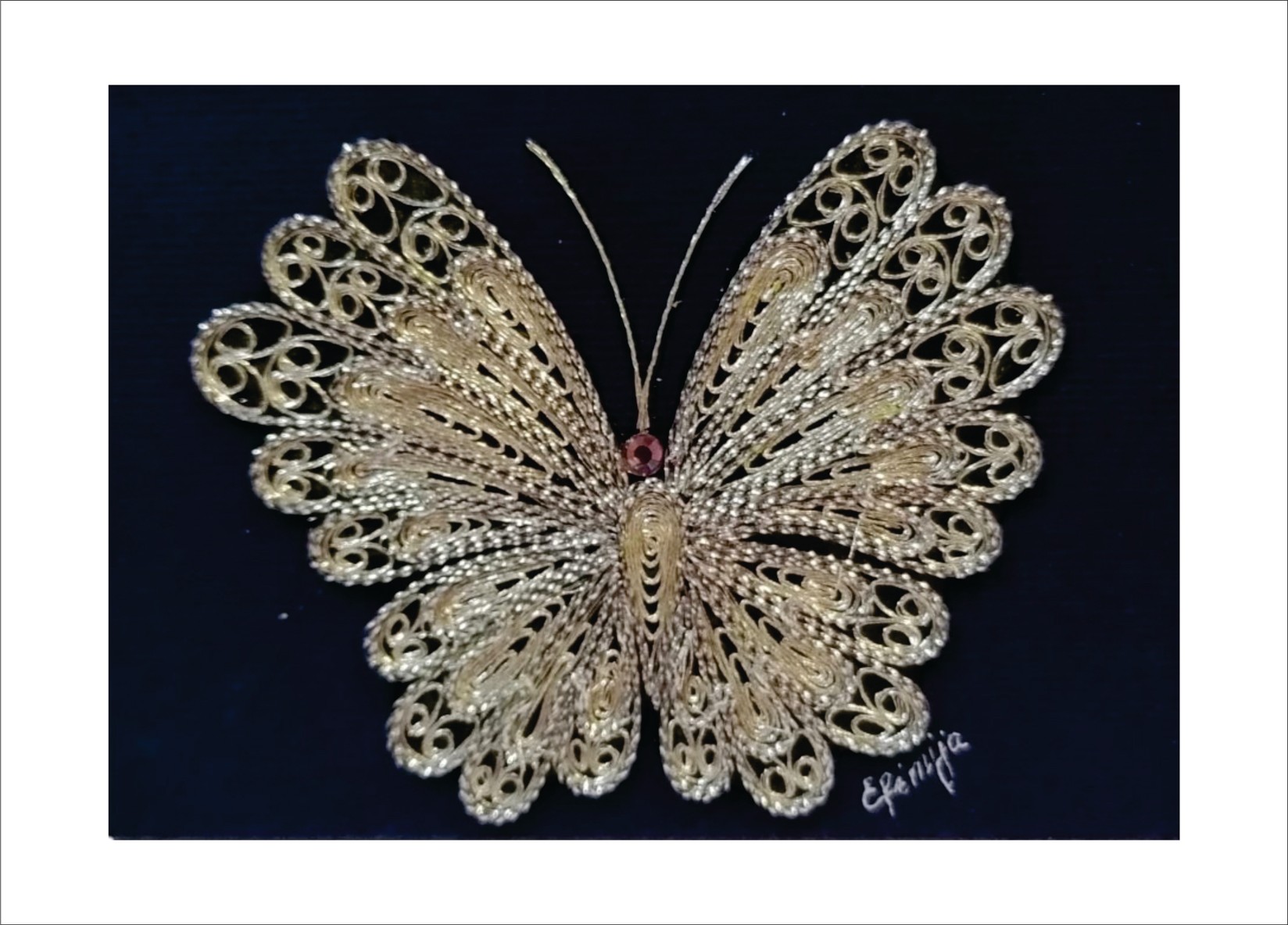 MACEDONIAN CORNER Магнет изработен во филигран техника од срмен конец