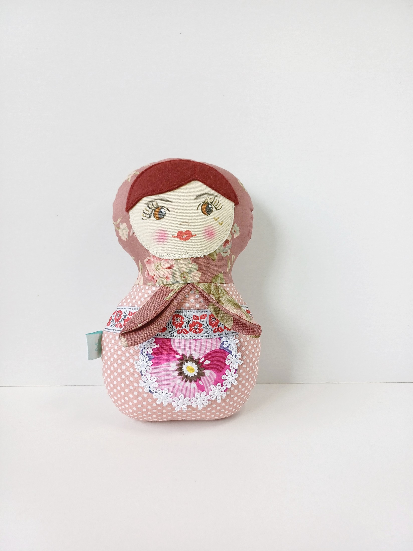 МАТРЈОШКА Матриошка кафеава