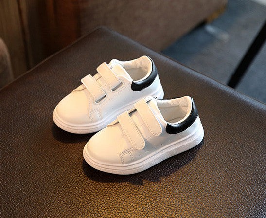 Детски патики со лепенка