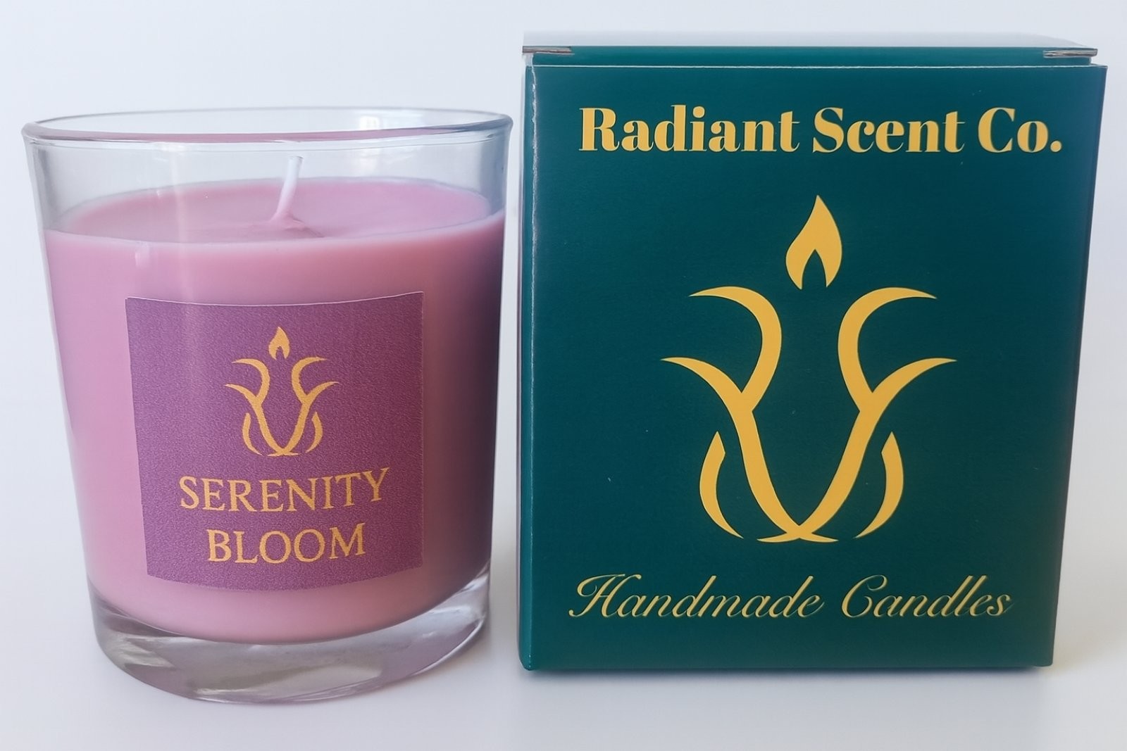 Radiant Scent Свеќа Serenity bloom