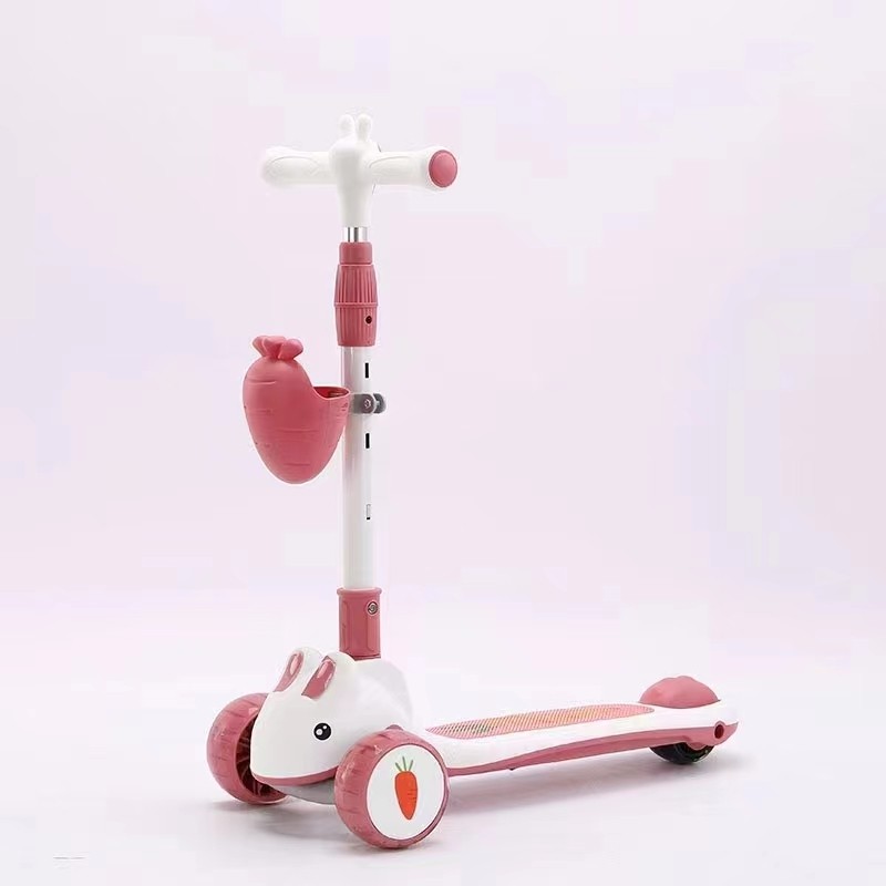 Tротинет 667 - розева боја