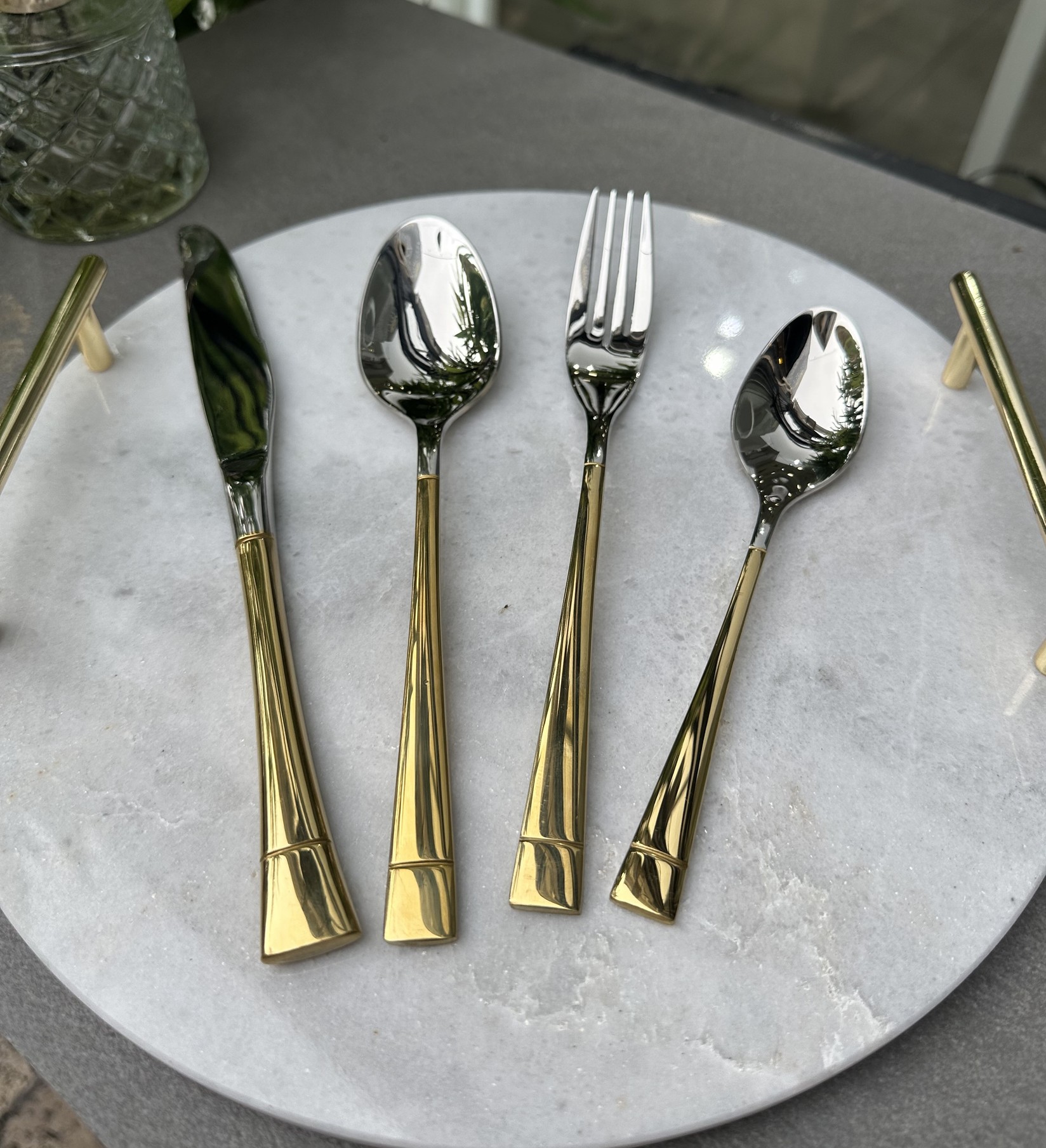 Есцајг прибор 24 парчиња