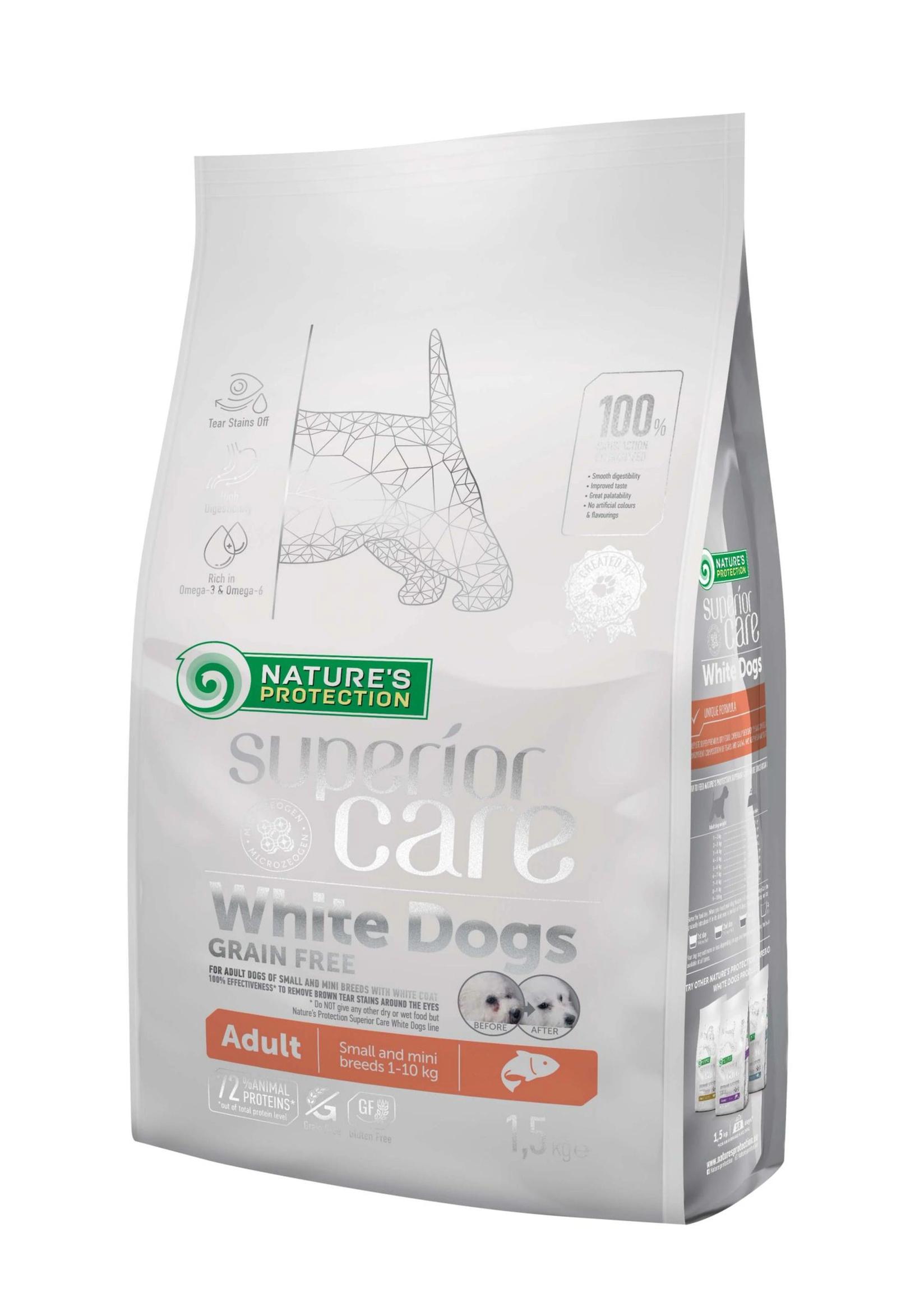 NATURE'S PROTECTION Superior care сува храна за возрасно мало куче/бело влакно со вкус на лосос