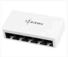 Slike DIEWU TECHNOLOGY Приклучок net switch diewu 5-port 10/100 txe070 mini