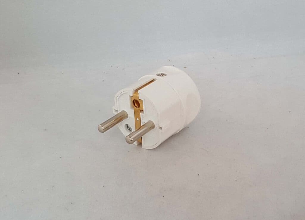 Alfa Electric Шуко утикач за на кабел