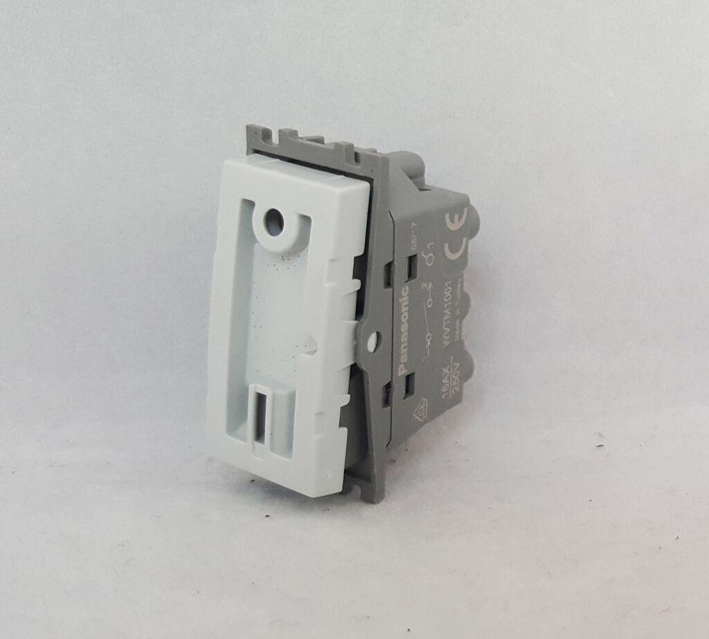 Panasonic Прекинувач 1M црн механизам WVTM1001-9BL