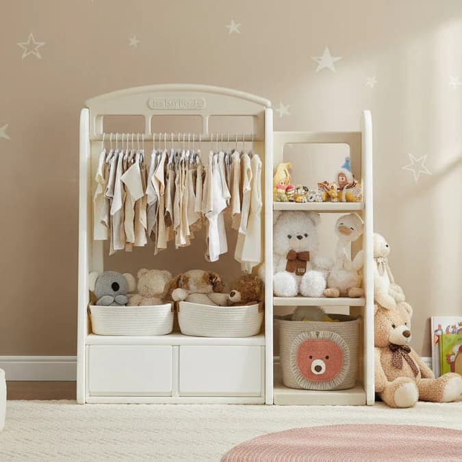 Мултифункционален детски гардеробер со полици и корпи