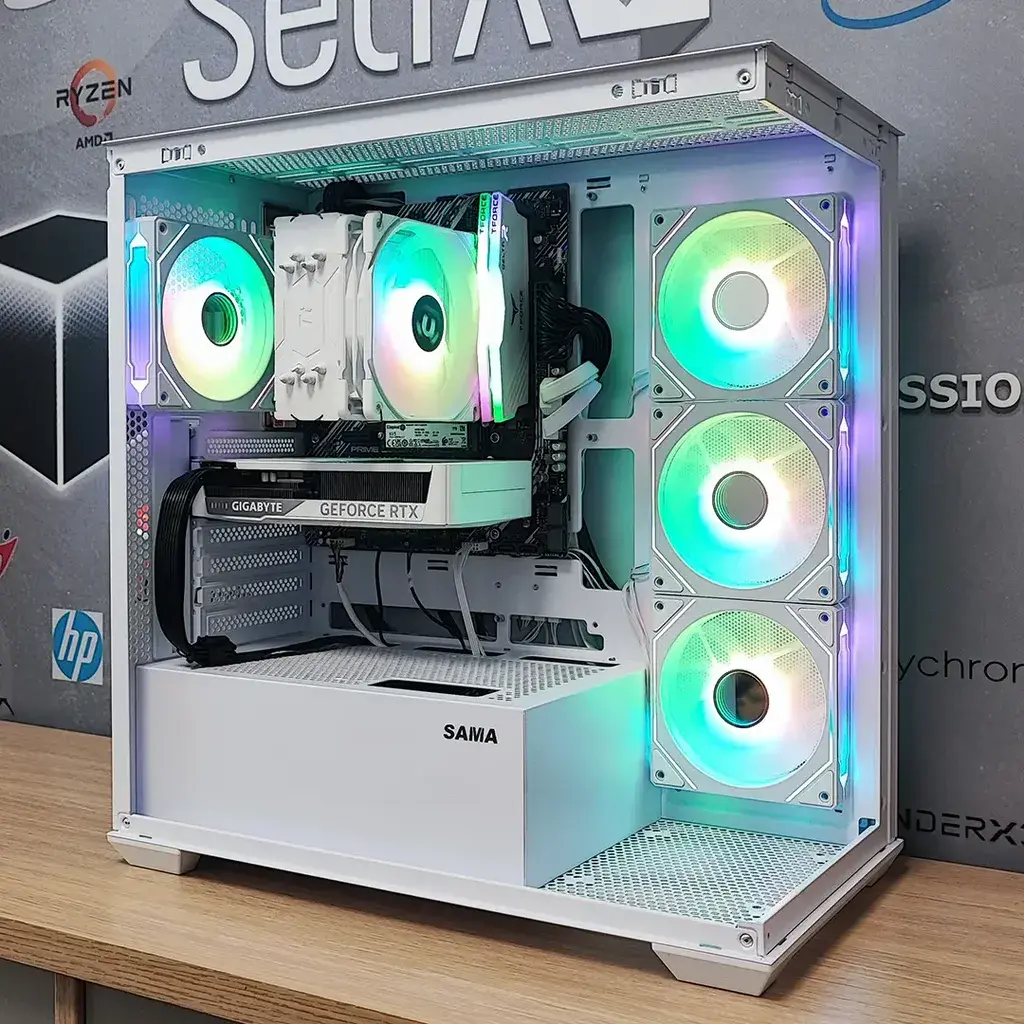 PowerCube, Gaming Десктоп Компјутер, Ryzen 7 5700X / 32GB RAM / NVMe 1TB / RTX 5060 8GB, Chimera G10 V3 IceCube G4270