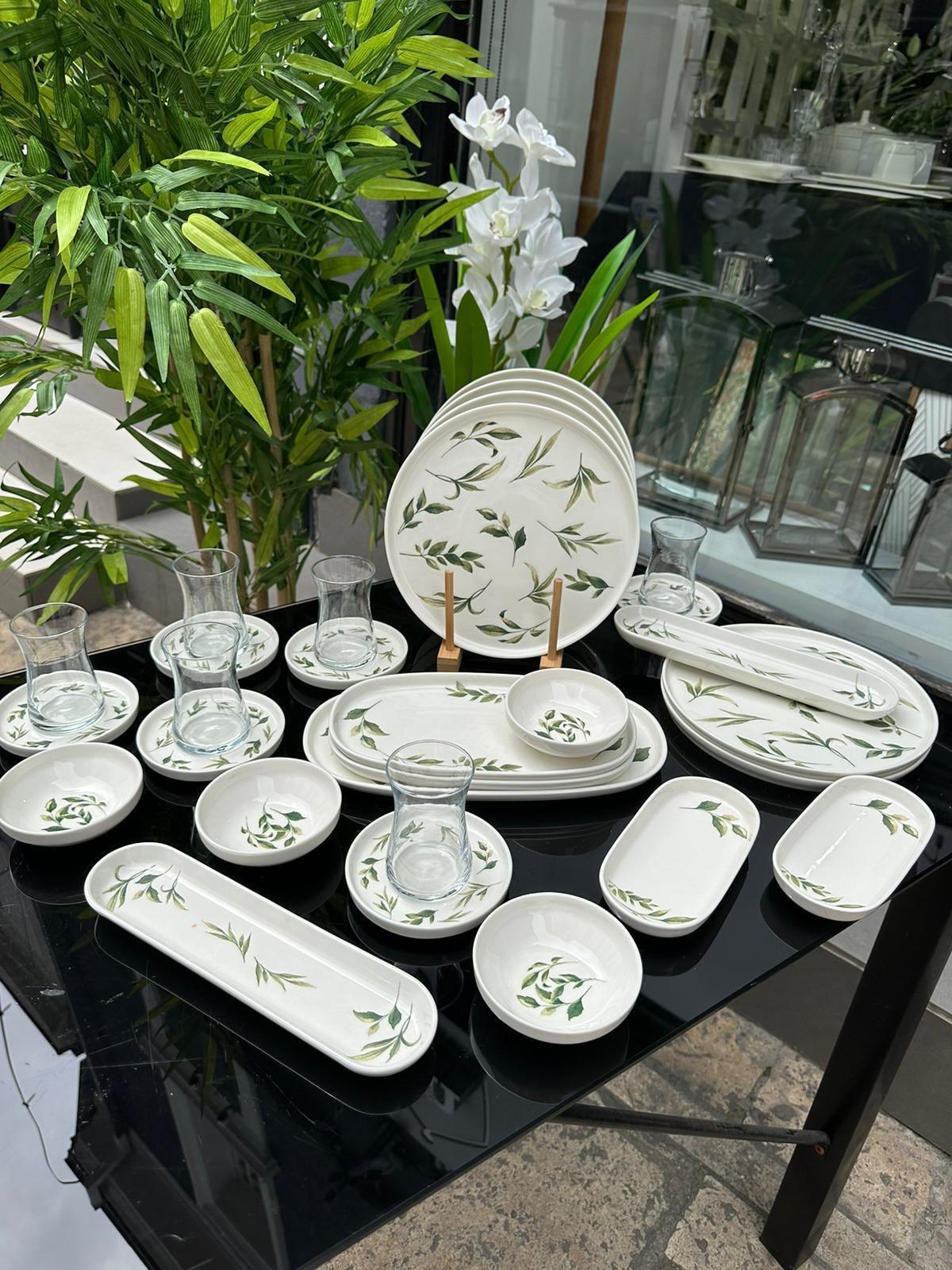 LIVING INN Порцелански сет за појадок